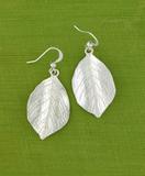 Leaf pendant earrings